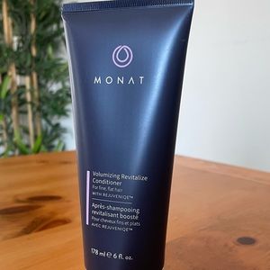 Monat Volumizing Revitalize Conditioner